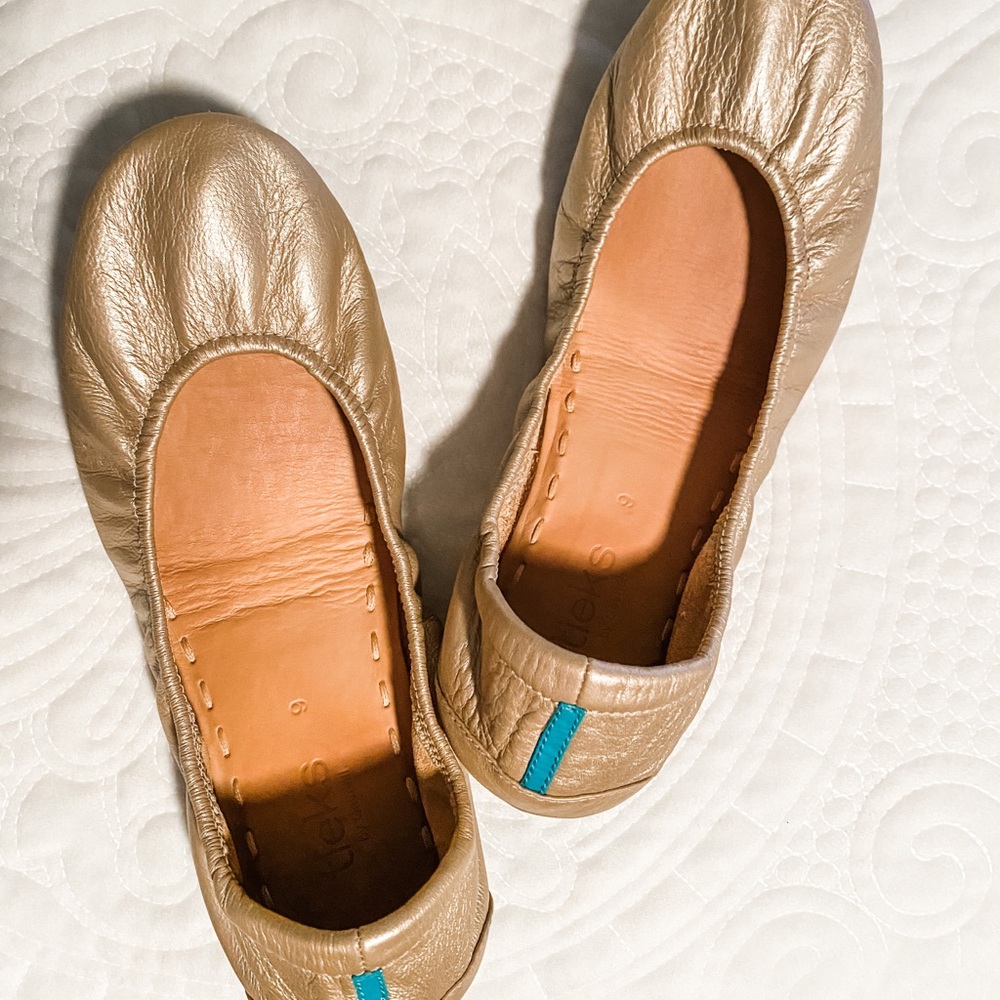 Metallic Gold Tieks Size 9